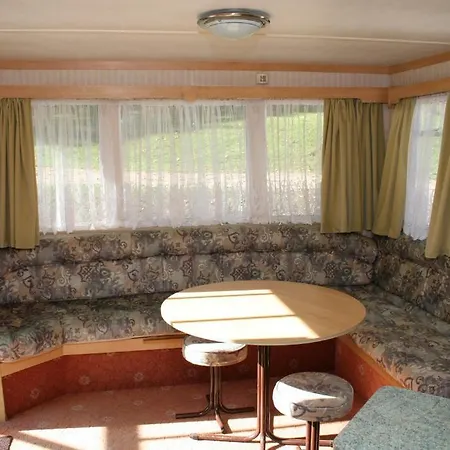 自动露营公园 耶莱尼亚古拉